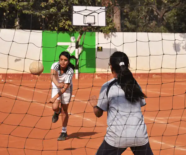 HAND BALL
