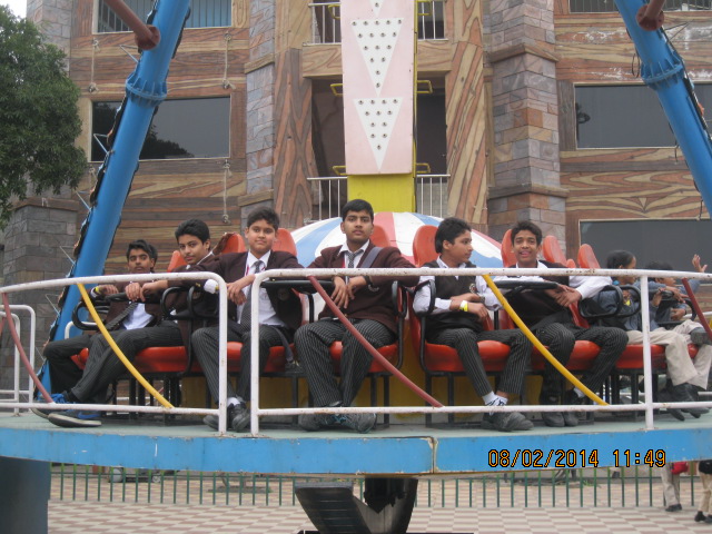Excursion To Jurassik Park On 08-02-2014
