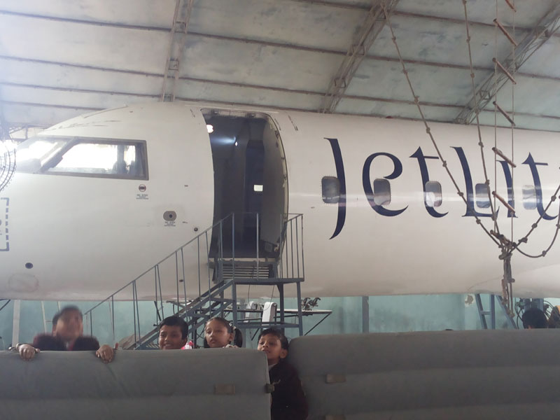  Visit to Aeroplanet on 04-03-2014