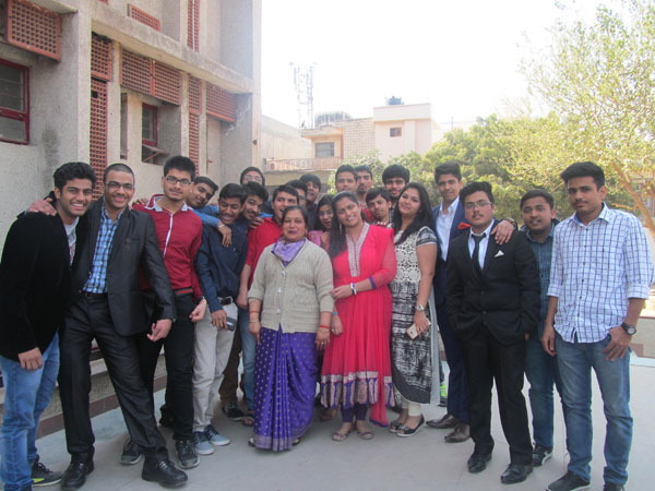CLASS XII FAREWELL IN SCHOOL
