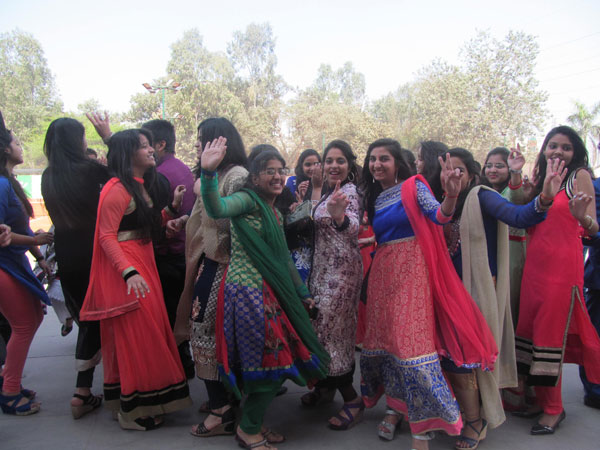 CLASS XII FAREWELL IN SCHOOL