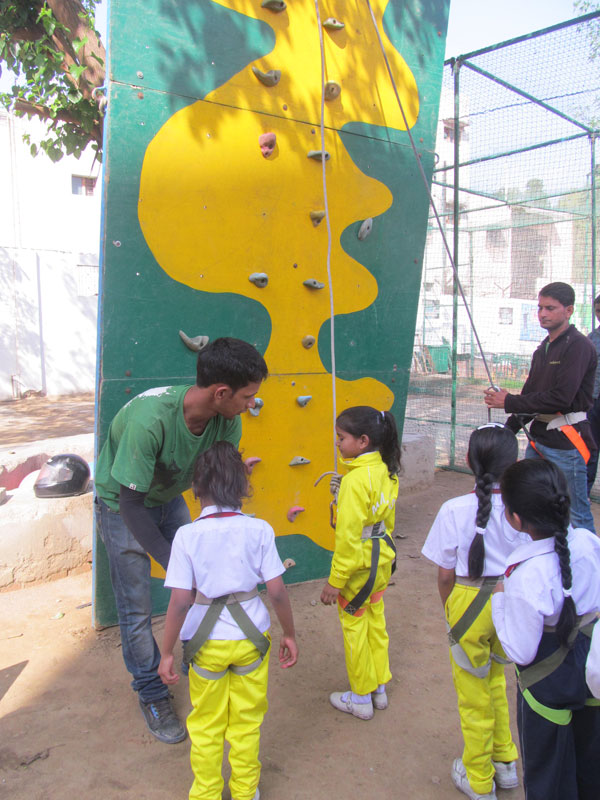 ROCKSPORT ADVENTURE CAMP