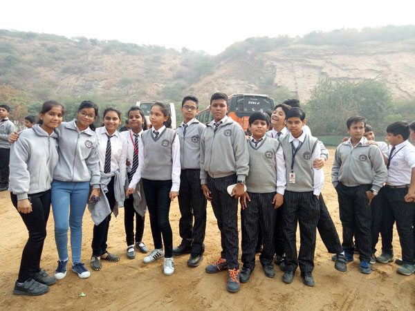 Picnic to Lohagarh Farms