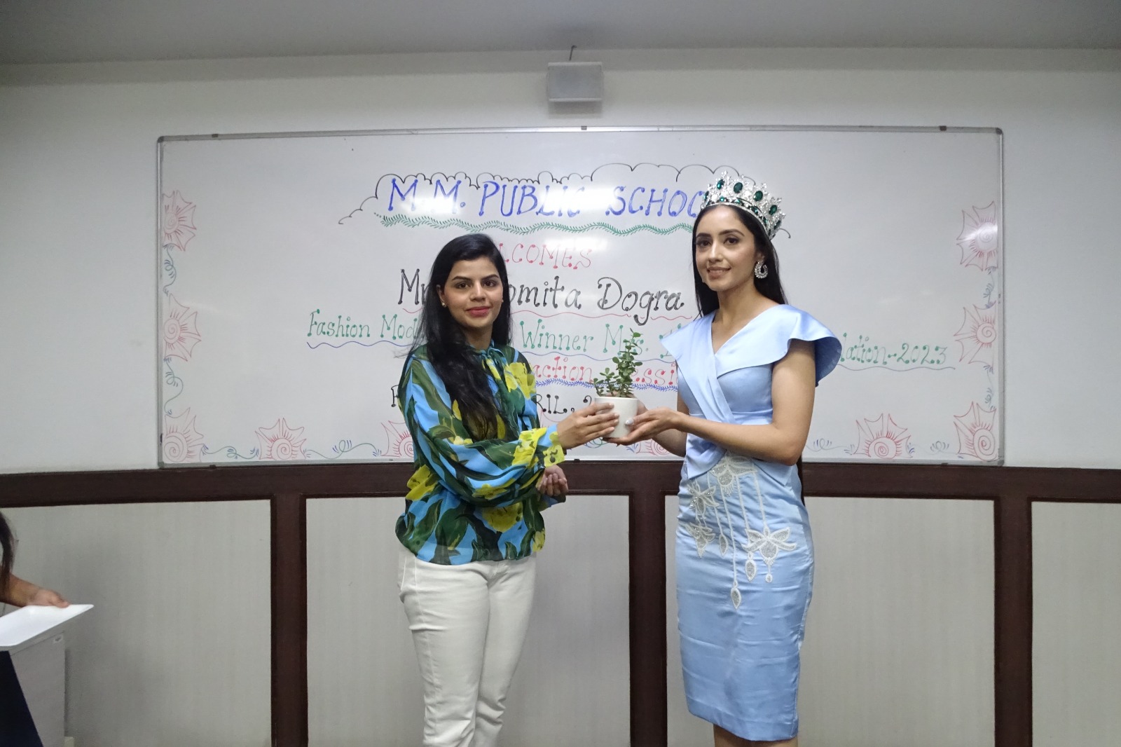 Interactive Session with the renowned Mrs. India Winner 2023-24 Mrs. Nomita Dogra.