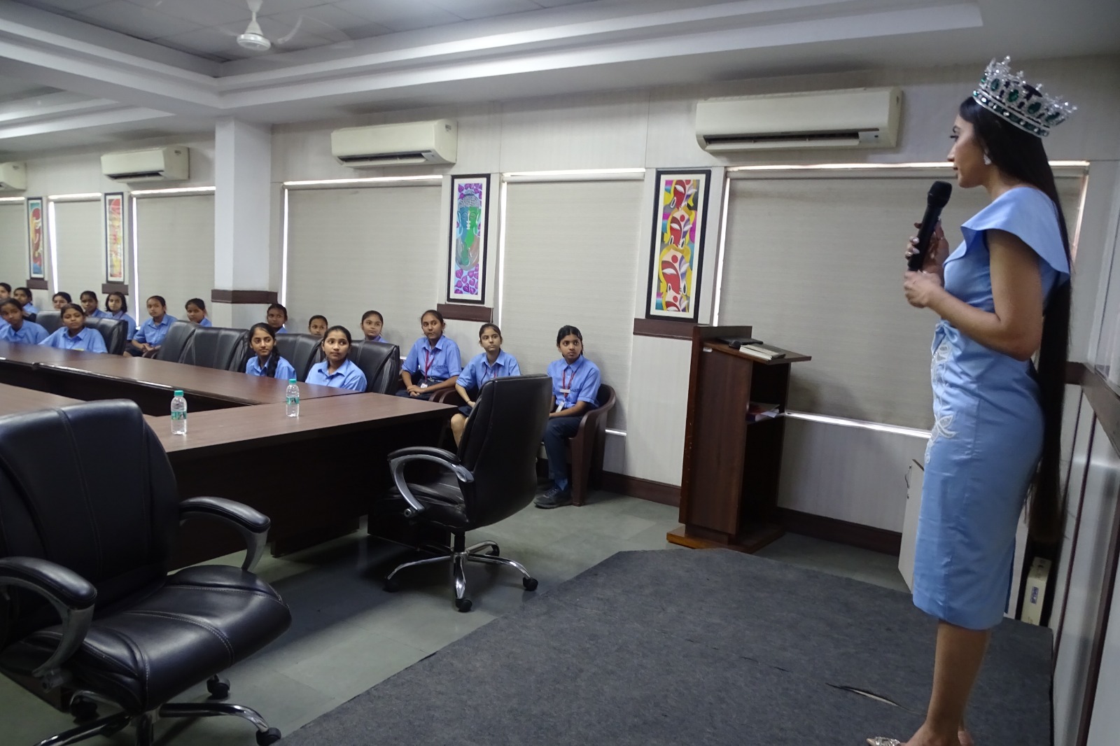 Interactive Session with the renowned Mrs. India Winner 2023-24 Mrs. Nomita Dogra.