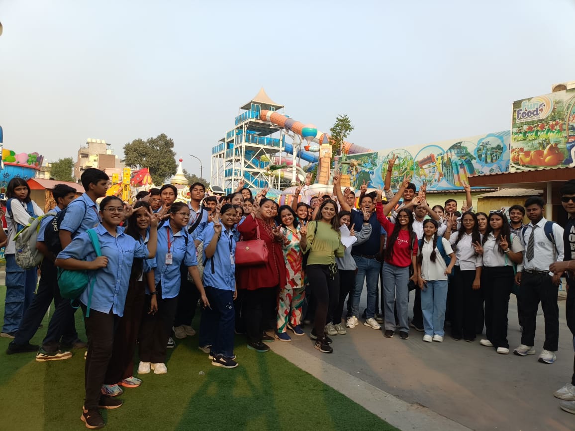 PICNIC AT FUN N FOOD VILLAGE