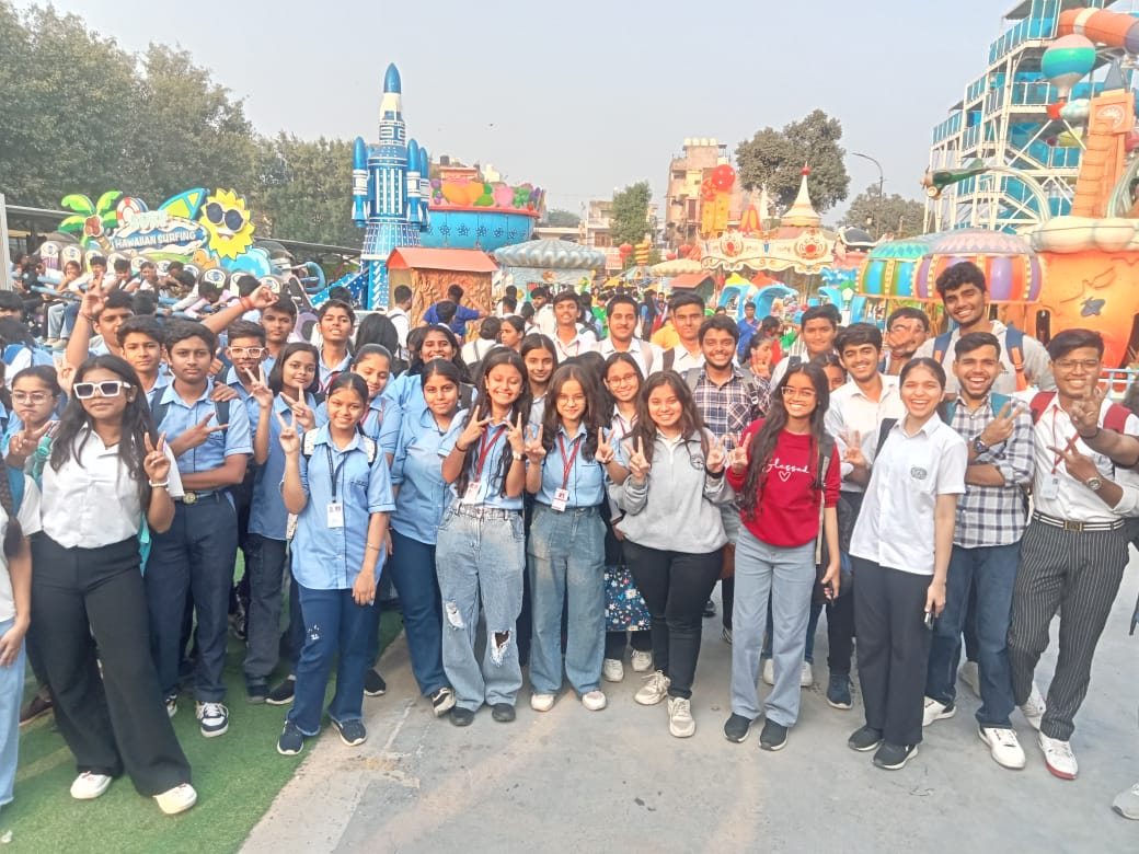 PICNIC AT FUN N FOOD VILLAGE