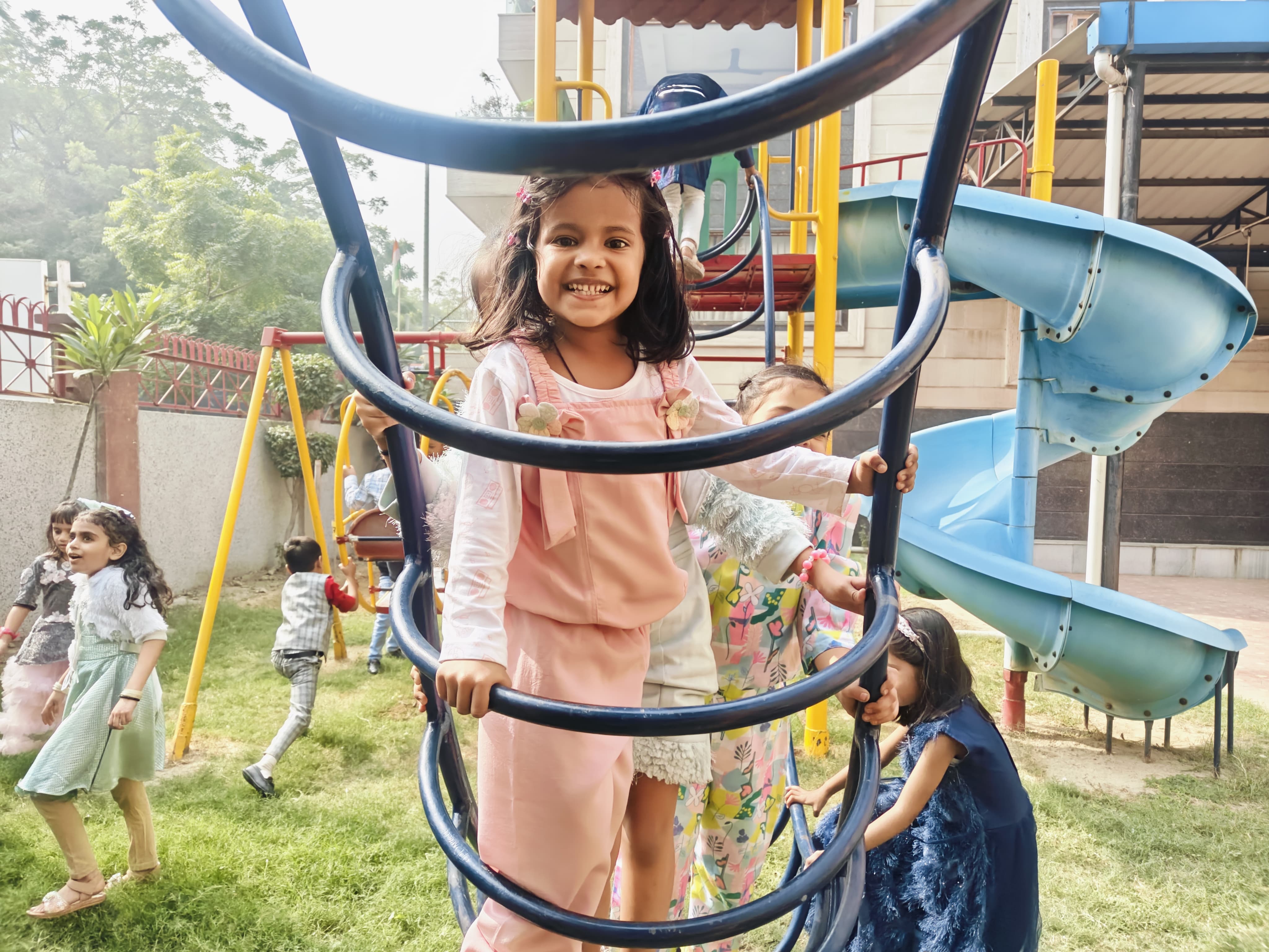 BAGLESS DAY : CHILDREN'S DAY FIESTA