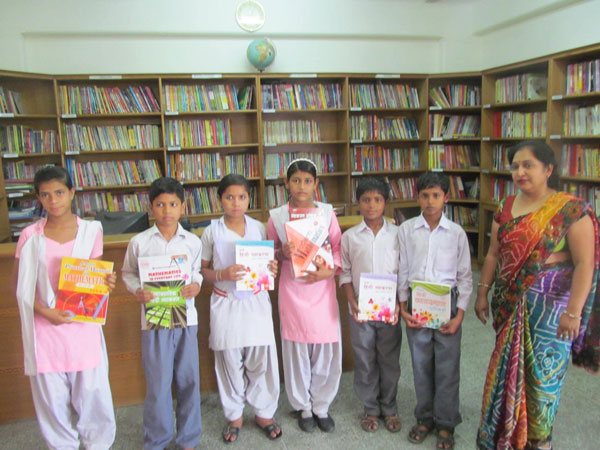 BOOK DONATION BY ENTREPRENEUR CLUB