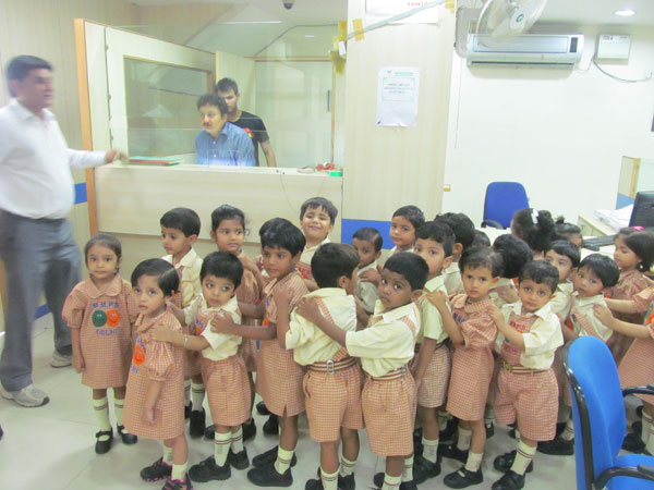 BANK VISIT FOR LKG-UKG