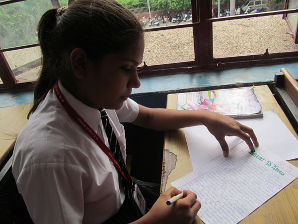 SLOGAN WRITING BY ENGLISH CLUB