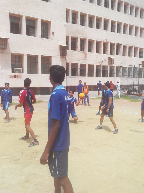 THROWBALL COMPETITION (BOYS)