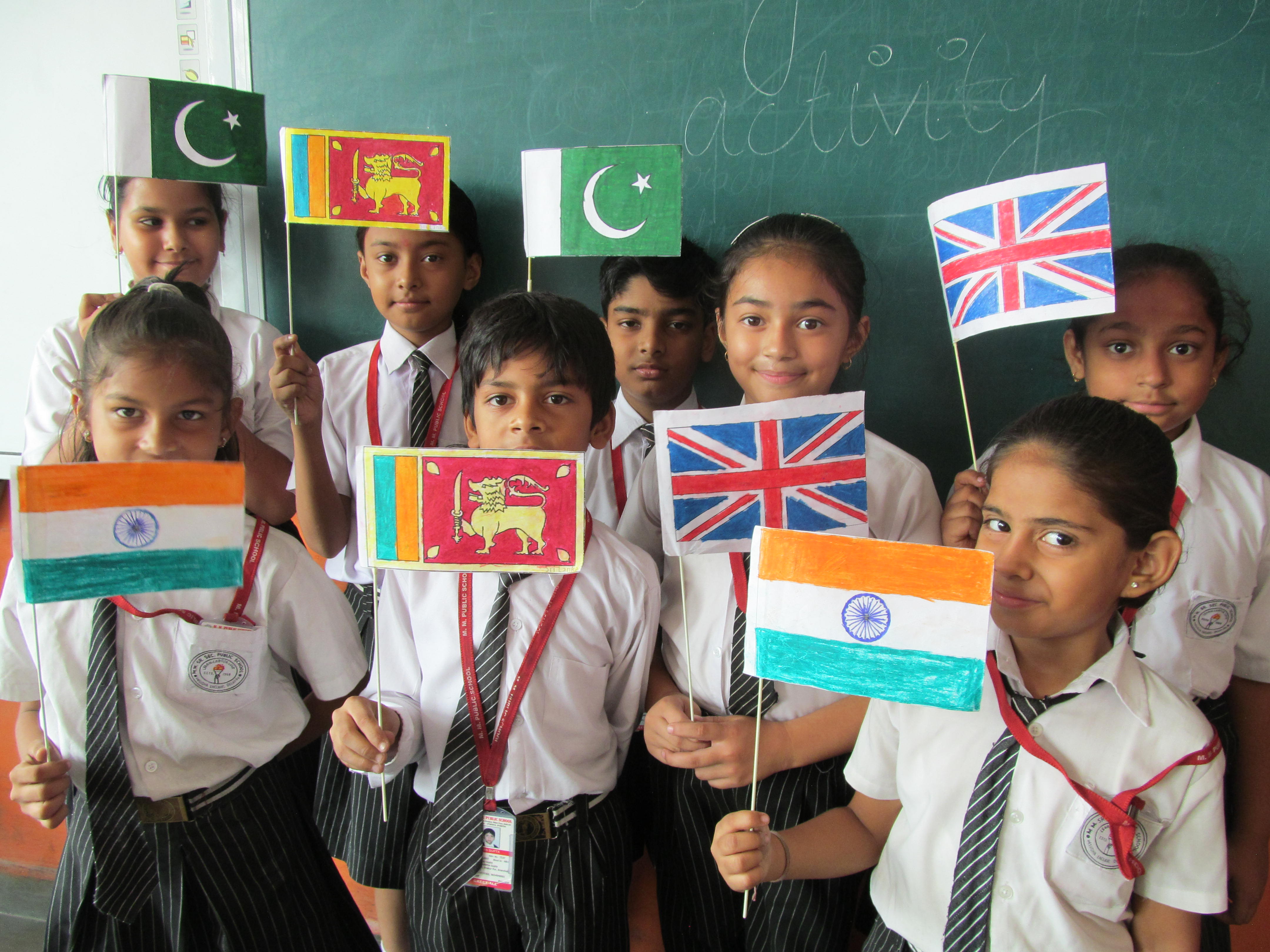 FLAG MAKING BY ART AND CRAFT CLUB