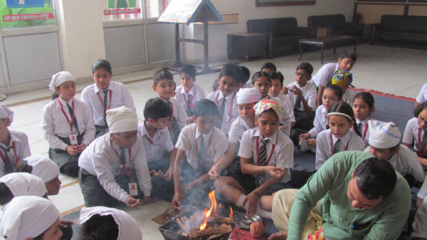 A SPIRITUAL GATHERING - Hawan Ceremony class V