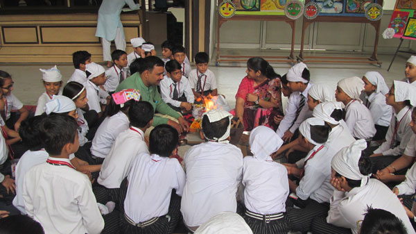 A SPIRITUAL GATHERING - Hawan Ceremony class V