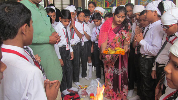 A SPIRITUAL GATHERING - Hawan Ceremony class V