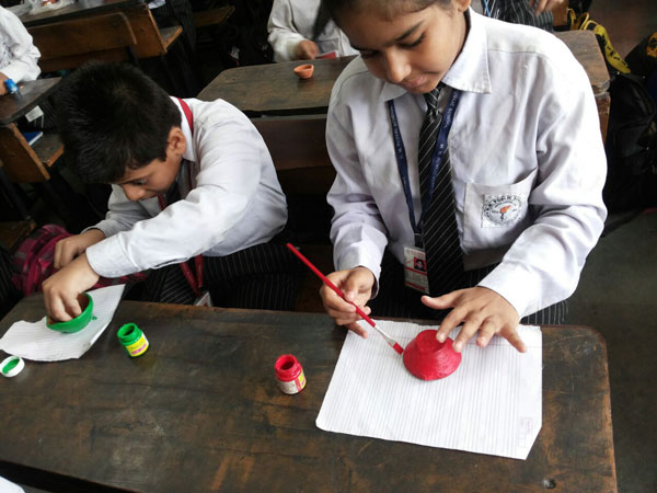 Diyas decoration activity by Art & Craft Club