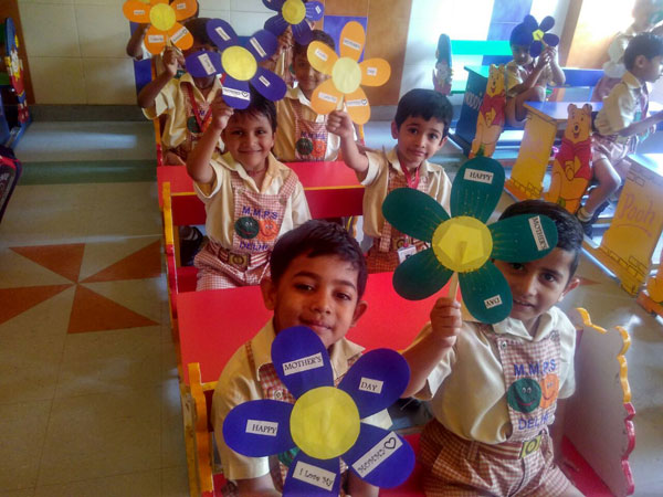Celebration of Mothers Day by Mont students