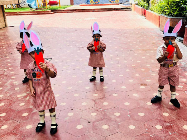 Rabbit Race by Mont students