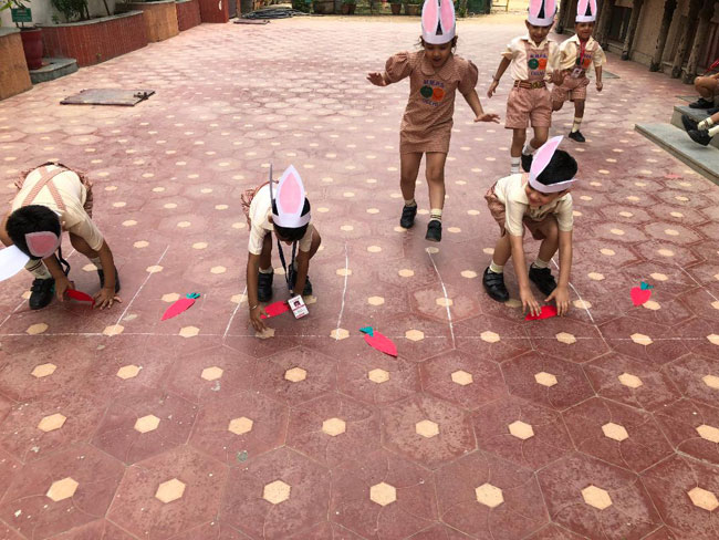 Rabbit Race by Mont students