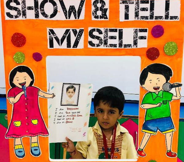 Show N Tell - Self Introduction by Mont students