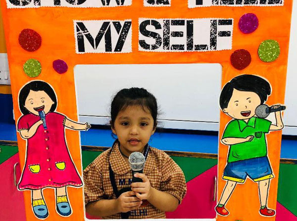 Show N Tell - Self Introduction by Mont students