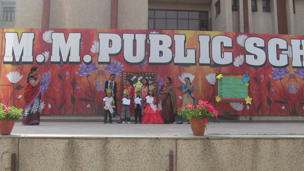 Student of the Year celebration for Mont classes