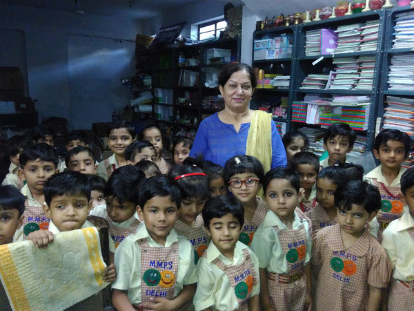 School Tour by Tiny Tots