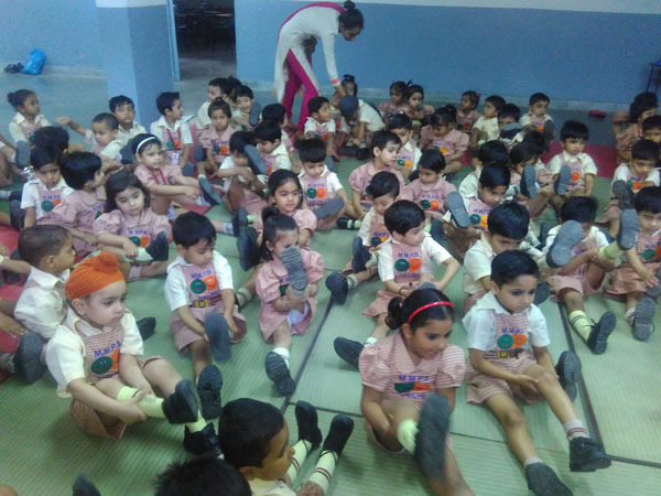 Yoga and Meditation by Tiny Tots