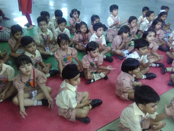 Yoga and Meditation by Tiny Tots