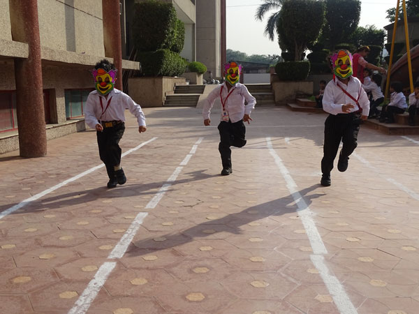 Clown Race by Mont Students
