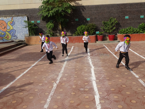 Clown Race by Mont Students