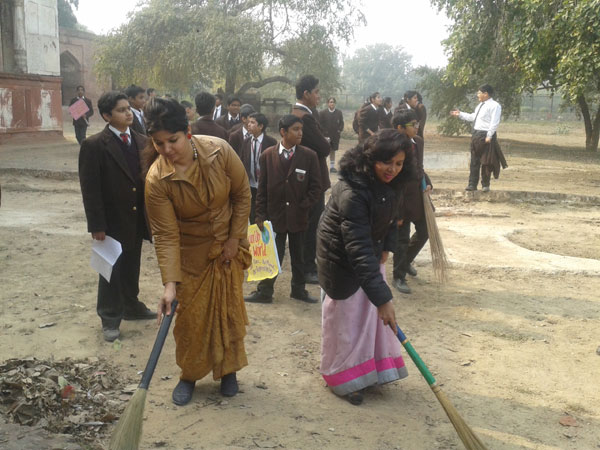 Cleanliness Drive by Eco Club on 31-12-2014