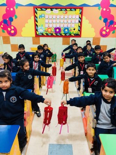 Art & Craft Activity on Christmas by Mont students