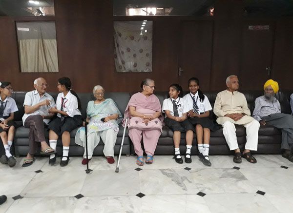 Visit to Old Age Home by SWAS Club