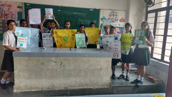 PAMPHLET MAKING ON REDUCE,REUSE AND RECYCLE