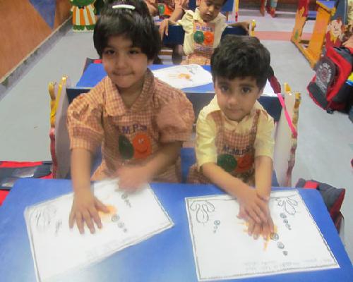 Warm welcome of students in a new Session