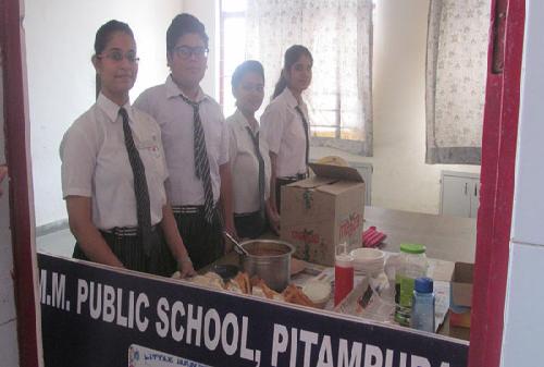 Orientation day canteen