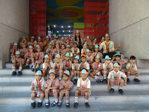 Earth Day Celebration by Mont Students 