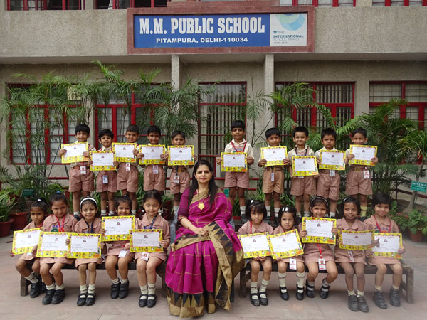 Certificate Distribution to Tiny Tots