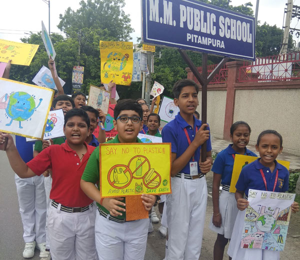 Rally on “Say no to Plastic” by Eco Club