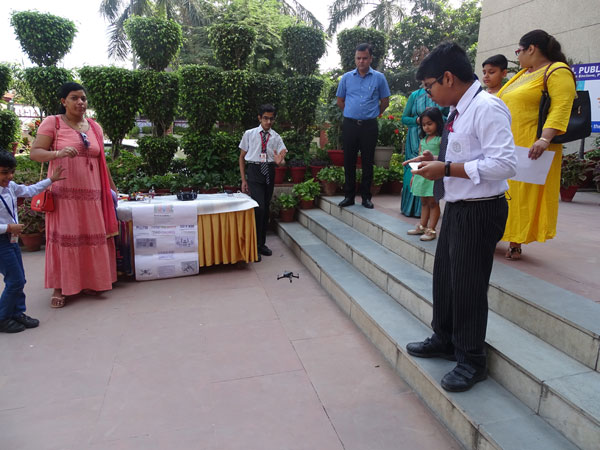 Sharing Curiosities with Community
