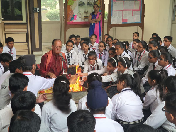 Hawan by class IX students
