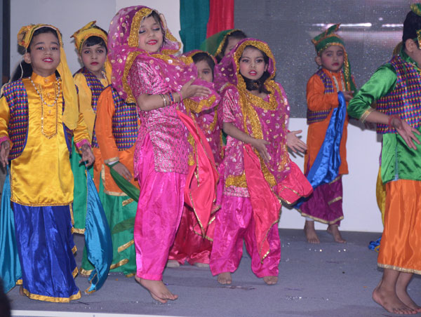 A Sanskritik Jharoka – Bharat Darshan