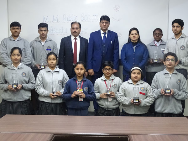 Felicitation of Student of the Year 2019 by LIC