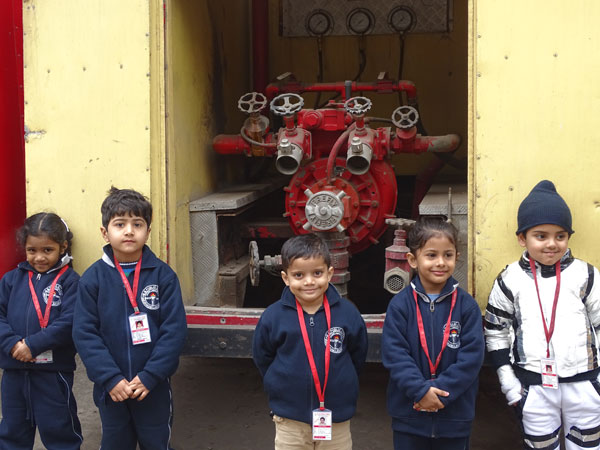 EXCURSION TO FIRE STATION
