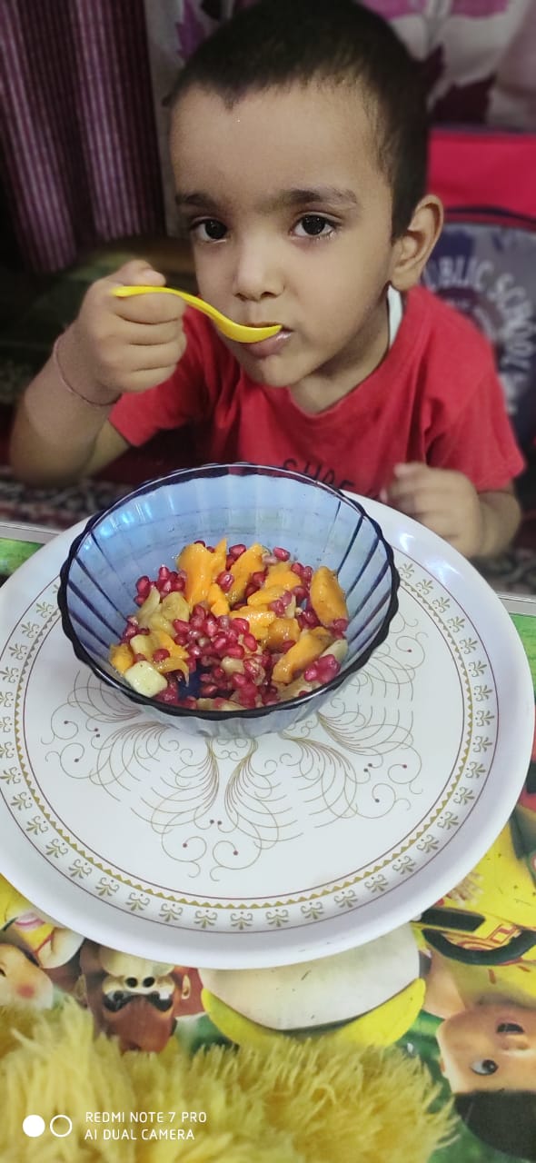Fruit Chat Party