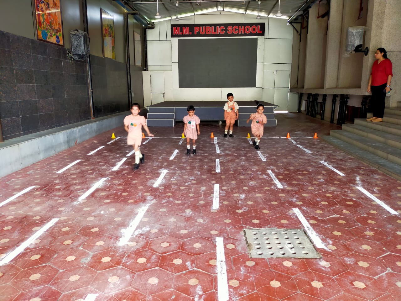 SPORTS RACE (20 meters) L.K.G