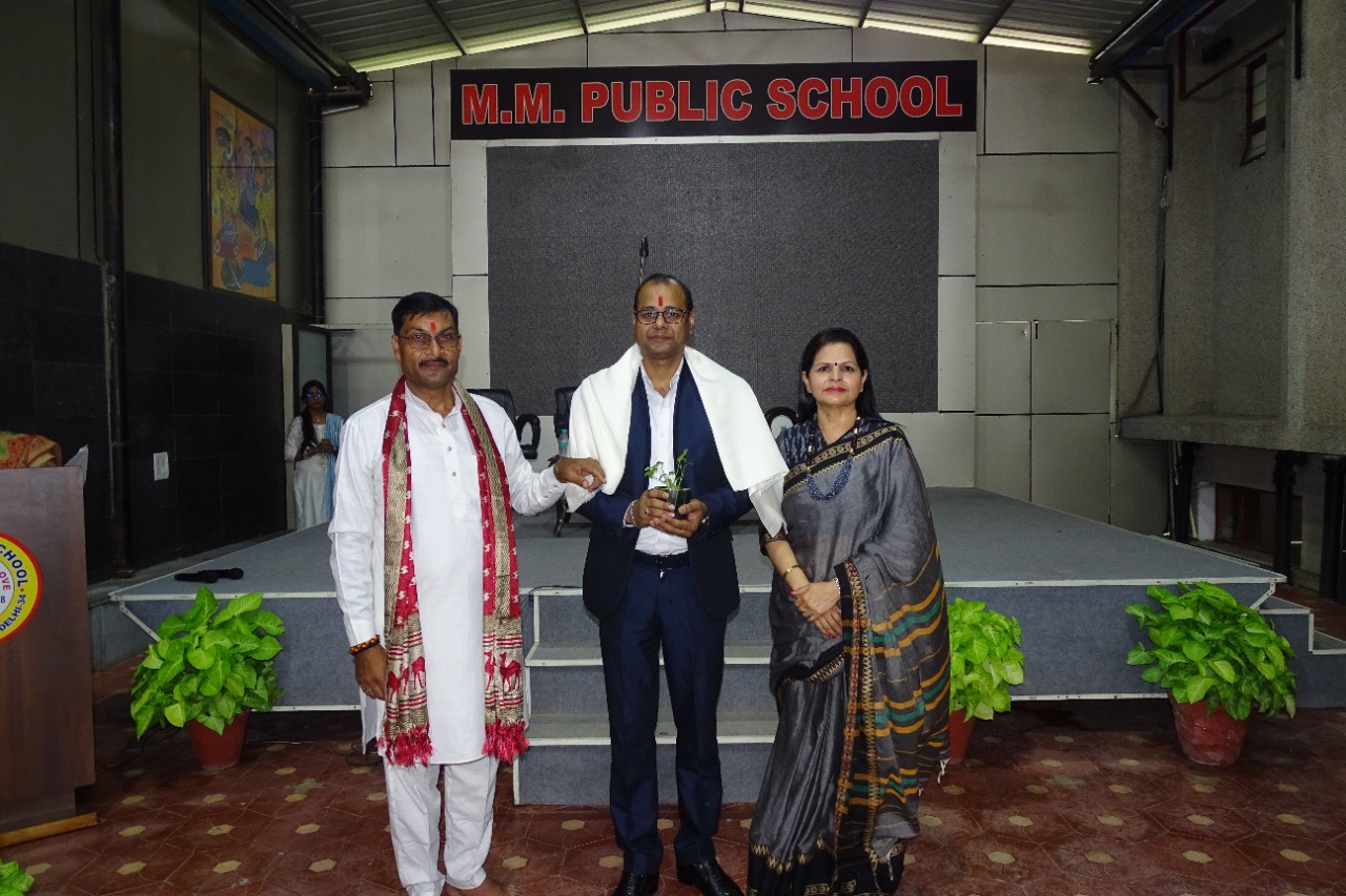 Hasya Kavi Sammelan in school