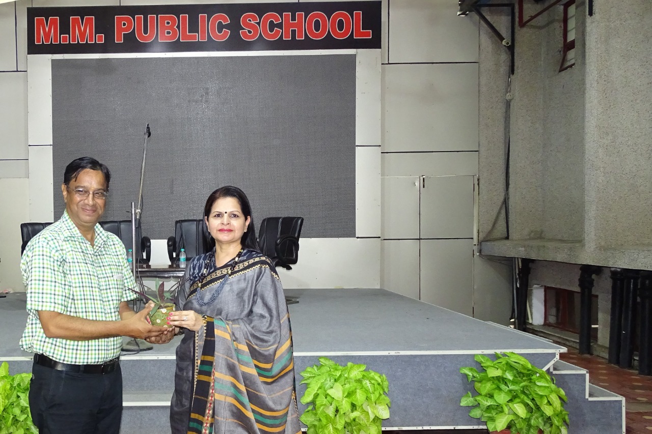Hasya Kavi Sammelan in school